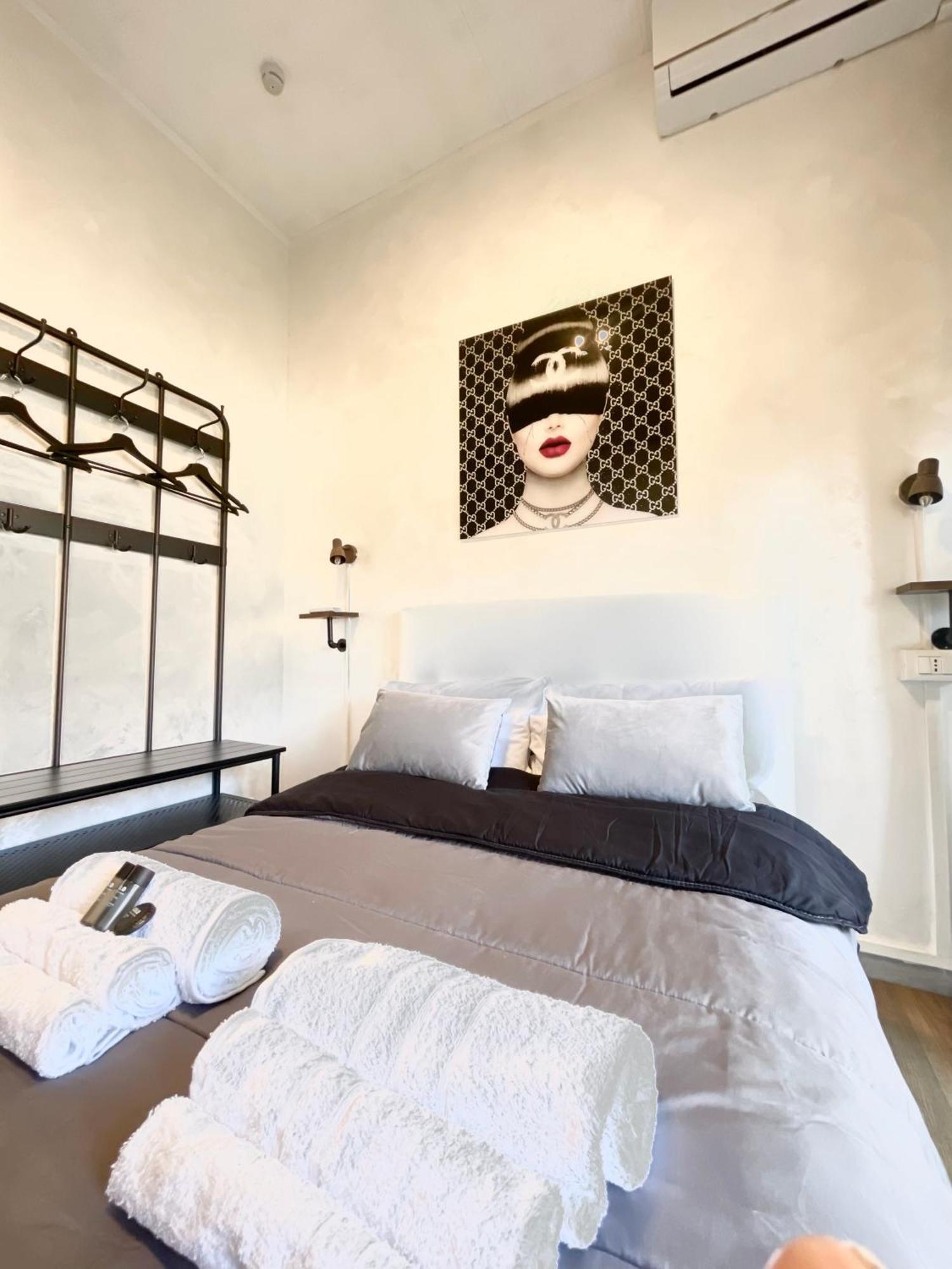 Romoli Rooms And Suites Eksteriør billede